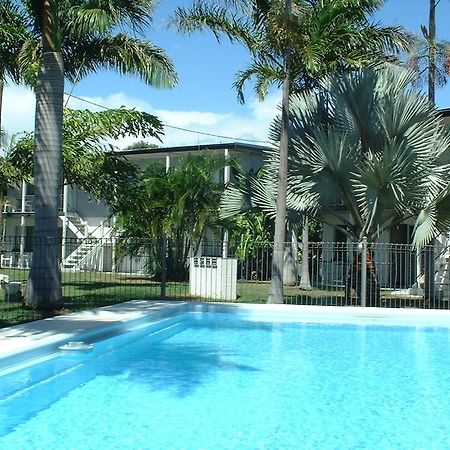 Ocean Breeze Apartments Bowen Esterno foto