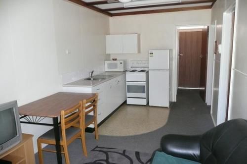 Ocean Breeze Apartments Bowen Esterno foto
